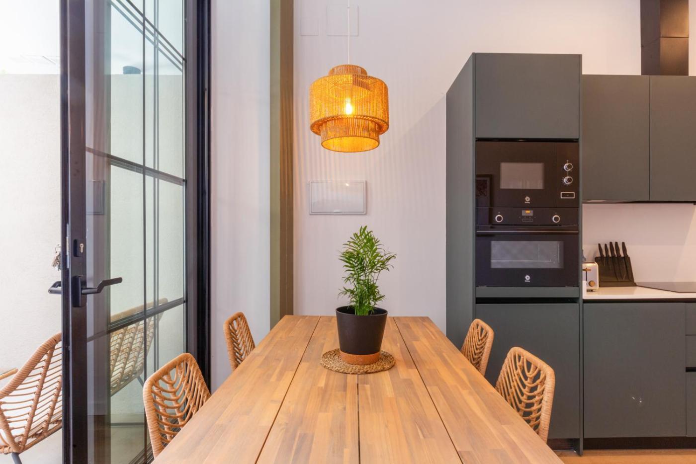 Mestalla Flats By Nomad Host Valencia Buitenkant foto