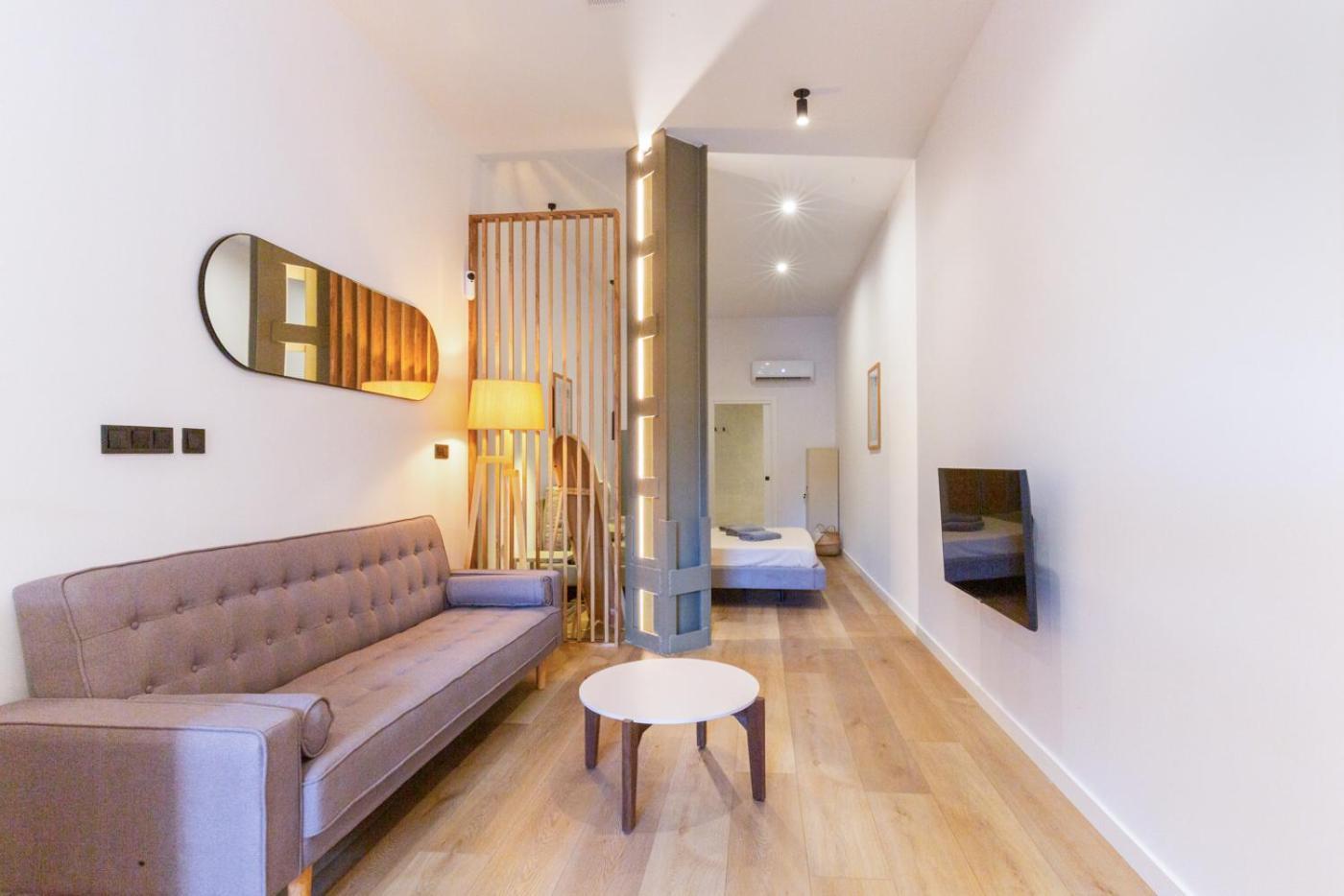 Mestalla Flats By Nomad Host Valencia Buitenkant foto